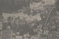 تصاویر؛ سفر در زمان؛ راهپیمایی ۵ میلیونی علیه اسرائیل همزمان با حمله دشمن در تهران