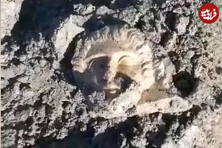 «چهرۀ مرمری باستانی» در جریان عملیات احداث خط لولۀ گاز کشف شد