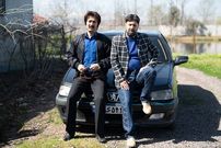 عکس| سفر در زمان؛ «نقی، بائو، رحمت و ارسطو» سریال پایتخت در حال والیبال بازی کردن در استخر؛ دهه 90