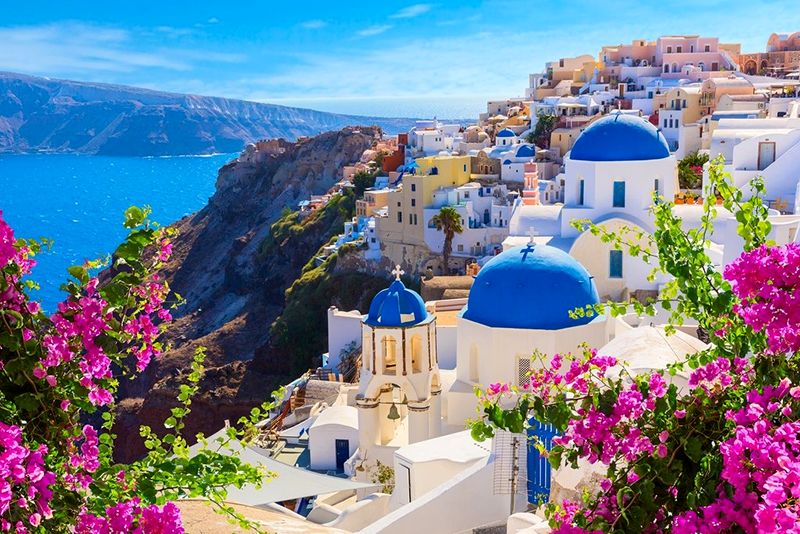 زیباترین جزیره دنیا؛ همه چیز درباره جزیره سانتورینی یونان