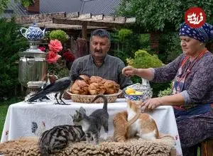 ببینید| غذای روستایی در آذربایجان؛ پخت مرغ شکم پر در روستایی زیبا