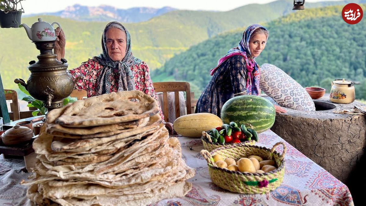 ببینید؛ غذای روستایی در ایران؛ پخت نان سنتی در تنور توسط بانوی روستایی
