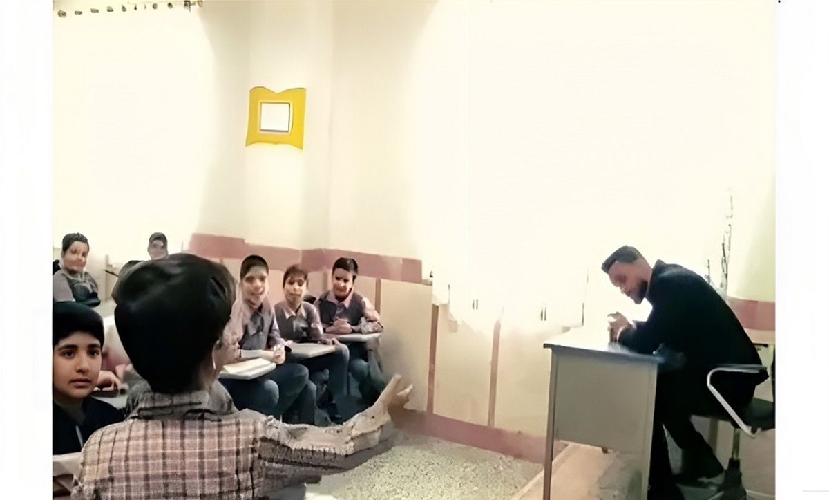 (ویدیو) شوخی خنده دار دانش آموز با معلم خسته