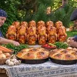ببینید| غذای روستایی در آذربایجان؛ پخت مرغ به روشی متفاوت و در شیشه