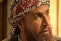 عکس| سفر در زمان؛ «قاضی داعشی» سریال بیگانگان با ظاهر متفاوت در 45 سالگی؛ سال 1403