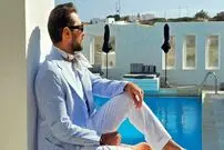 تصاویر| بهرام رادان در فوتوشوت جدید: استایل شیک تابستانی و کت راه‌راه آبی