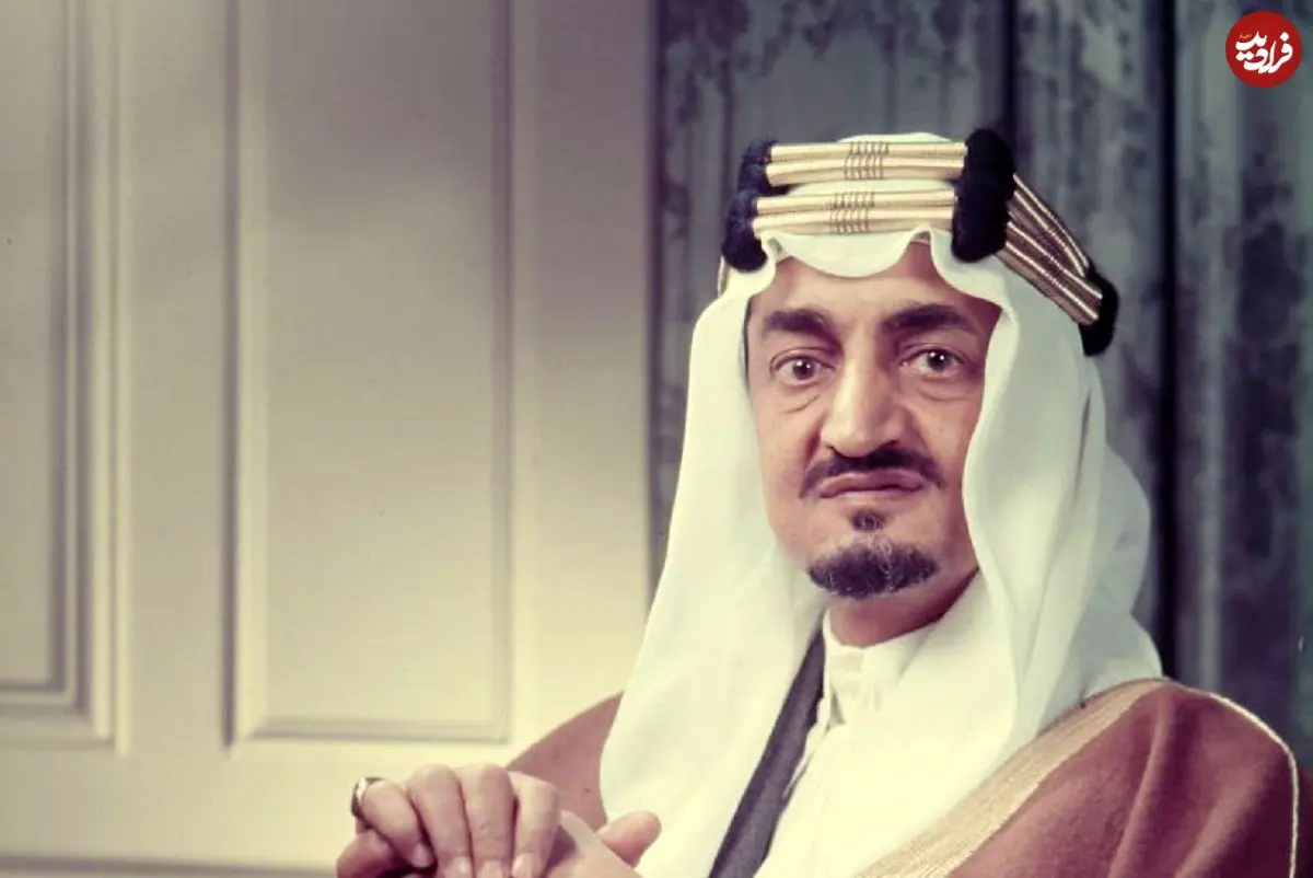 عکس| سفر در زمان؛ دیدر «ملک فیصل، پادشاه عربستان» با رئیس جمهور الجزایر در الجزیره؛ سال 1349