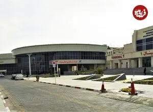 عکس| سفر به ایران قدیم؛ یک هواپیمای داگلاس دی‌سی-3 در فرودگاه مهرآباد؛ اواسط دهه 30