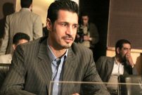 عکس؛ سفر به تاریخ؛ «علی دایی» در حال دریافت نشان لیاقت از دست «سید محمد خاتمی»؛ سال 83