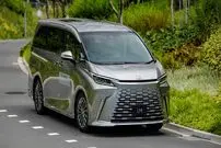 عکس| فیس لیفت لکسوس LM مدل 2026 رونمایی شد