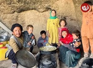 ببینید| غذای روستایی در افغانستان؛ پخت خوراک بامیه روی آتش در غار