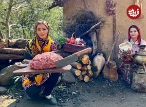 ببینید| غذای روستایی در ایران؛ پخت پلوی مخلوط با گردو و گوشت چرخ کرده در طبیعت