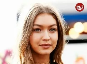 عکس| سفر در زمان؛ «جی جی حدید» در 24 سالگی و در حال سخنرانی در نیویورک؛ سال 1398