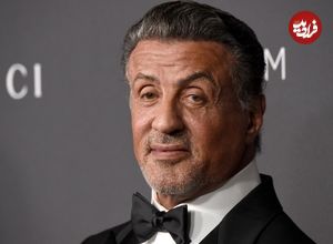 عکس| سفر در زمان؛ «سیلوستر استالونه» در حال پشتک زدن در یک هتل در نیویورک؛ سال 1355