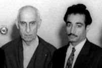 عکس؛ سفر در زمان؛ لحظه روبوسی و آشتی «دکتر مصدق و آیت الله کاشانی»؛ سال 1331