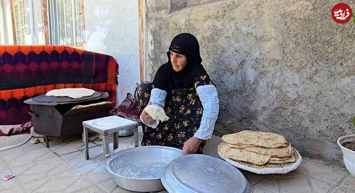 ببینید؛ غذای روستایی در ایران؛ تهیه نان سنتی ساجی و پخت خورشت با بوقلمون در روستا