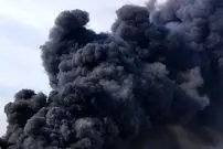 هشدار آلودگی ناشی از گازهای سمی؛ مردم بندرعباس ماسک بزنند