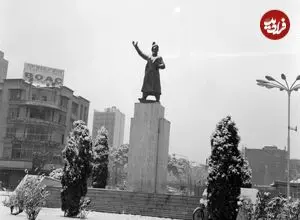 تصاویر؛ سفر در زمان؛ عکس‌های خاطره انگیز از اولین برف تهران در سال ۱۳۴۴