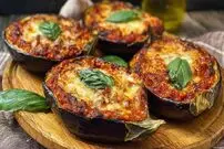 ببینید| طرز تهیه دلمه بادمجان با پنیر پارمزان به روش آشپز ایتالیایی
