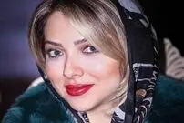 عکس| سفر زمان؛ تیپ «لیلا اوتادی» در بازدید از یک کلیسا؛ دهۀ 90