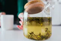 بهترین دمنوش برای کاهش چربی خون + روش تهیه