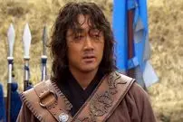 عکس| سفر زمان؛ تیپ و چهرۀ «ژنرال هموسو، پدر جومونگ» در 61 سالگی در مراسم معرفی سریال جدیدش