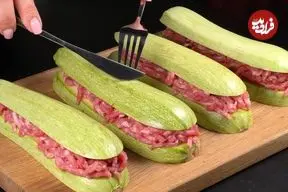 ببینید| طرز تهیه یک غذای ساده و جدید با کدو سبز و گوشت چرخ کرده