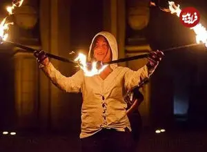 ببینید| شعله‌ور شدن لباس اجراکننده رقص آتش