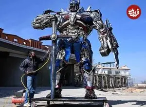 شاهکارهای مجسمه‌ساز پاکستانی که آهن‌قراضه را به «اپتیموس پرایم» تبدیل می‌کند