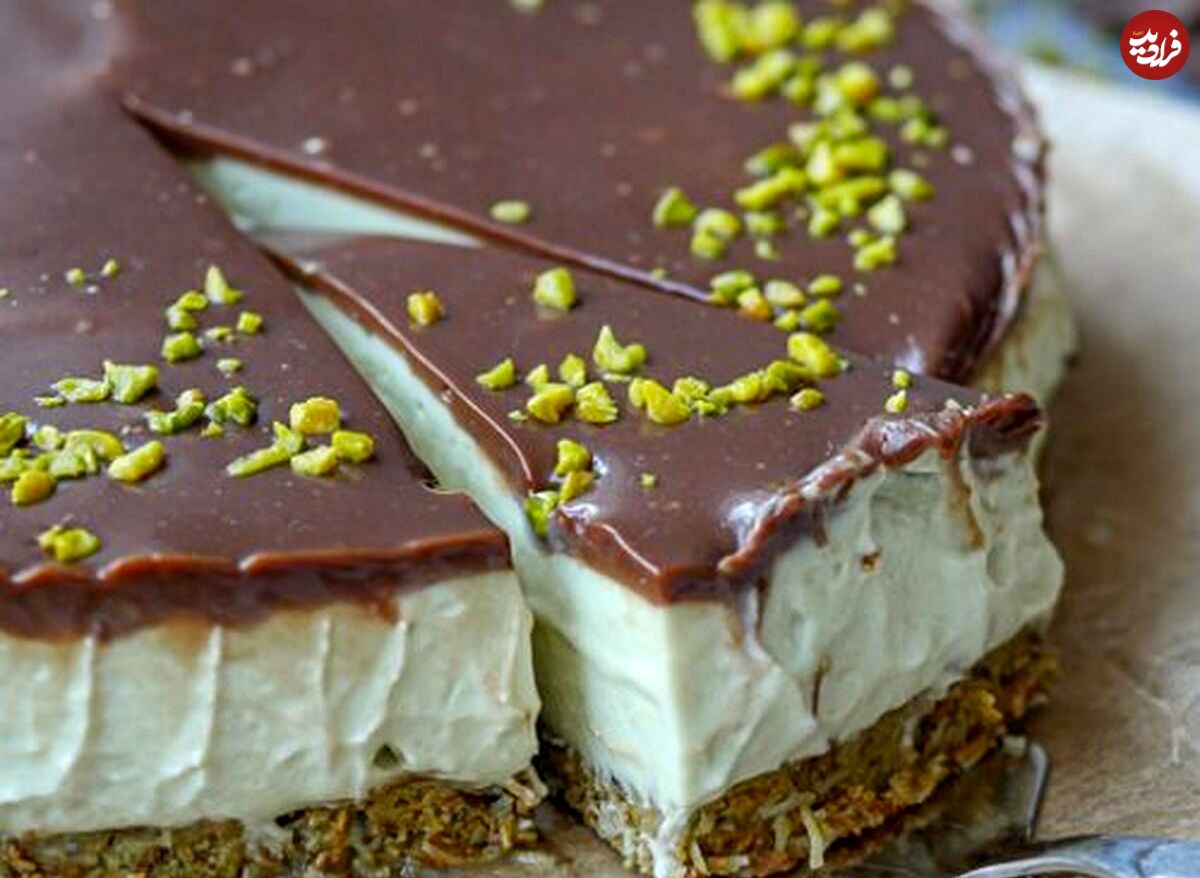 طرز تهیه چیز کیک شکلات دبی؛ شیرینی خوشمزه این روزها!