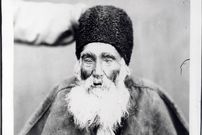 عکس؛ سفر در زمان؛ عکس پیرترین ایرانی زمان قاجار با ۱۲۰ سال سن