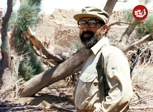 عکس؛ سفر در زمان«مصطفی چمران در حال عکاسی در آمریکا»؛ دهه 50
