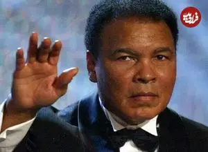 عکس| سفر در زمان؛ «محمدعلی کلی» به همراه دخترش در شیکاگو؛ سال 1343