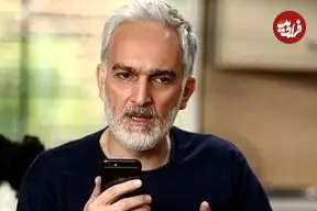 عکس| سفر زمان؛ چهرۀ «بیژن بنفشه‌خواه» در 24 سالگی در یک مسابقه تلویزیونی