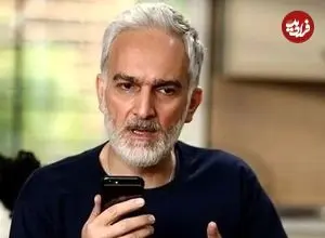 عکس| سفر زمان؛ چهرۀ «بیژن بنفشه‌خواه» در 24 سالگی در یک مسابقه تلویزیونی