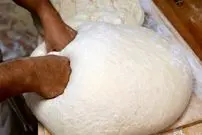 ببینید| غذای خیابانی در آمریکا؛ پخت پای گوجه فرنگی توسط آشپزان ماهر در فیلادلفیا