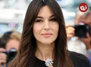 عکس| سفر در زمان؛ «مونیکا بلوچی» در یک کنفرانس مطبوعاتی در توکیو؛ سال 1380