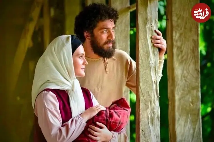 عکس| سفر در زمان؛ «بانو» سریال سوجان با ظاهر متفاوت در سریال زخم کاری؛ سال 1403