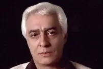 ویدئو| سفر زمان؛ «محمدعلی فردین» در مراسم تشییع علی حاتمی؛ سال 75