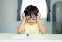 چرا برخی کودکان در یادگیری ریاضی ضعف دارند؟