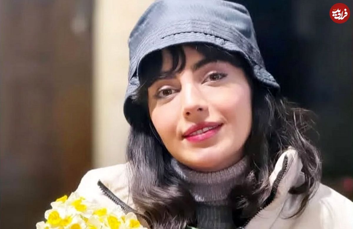 عکس| سفر زمان؛ «مرضیه» سریال بچه مهندس) در اتاق گریم برنامۀ «زنده‌رود»
