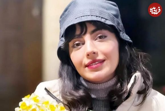عکس| سفر زمان؛ «مرضیه» (سریال بچه مهندس) در اتاق گریم برنامۀ «زنده‌رود»