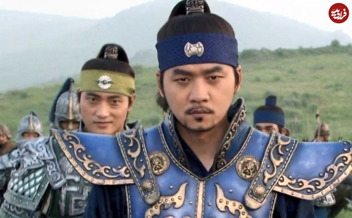 عکس| سفر زمان؛ چهرۀ «تسو» بعد از 19 سال در 54 سالگی در یک رستوران