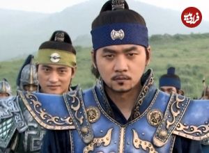 عکس| سفر زمان؛ چهرۀ «تسو» بعد از 19 سال در 54 سالگی در یک رستوران