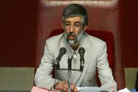 عکس؛ سفر در تاریخ؛ «حداد عادل در کلیسای سنت جوزف»؛ سال 1384
