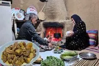 ببینید| غذای روستایی در ایران؛ پخت آبگوشت مرغ توسط زوج روستایی