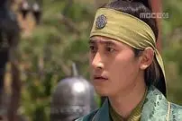 عکس| سفر زمان؛ «یونگ‌پو» و پسرش در کنار کاج کریسمس؛ 13 سال بعد از سریال جومونگ