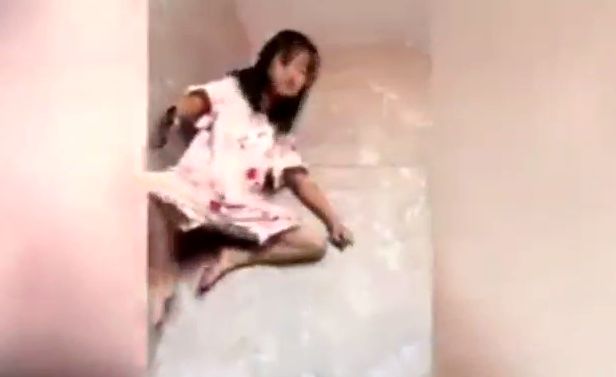 ( ویدیو) دختر عنکبوتی؛ کودک ۸ ساله چینی از دیوار راست بالا می‌رود!