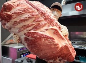 (ویدئو) غذای خیابانی در کره جنوبی؛ برش زدن 19 کیلو دنده گاو و پخت استیک