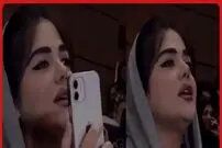تصاویر؛ همخوانی تماشاچی زن در کنسرت حامی به بسته شدن صفحه او در اینستاگرام ختم شد